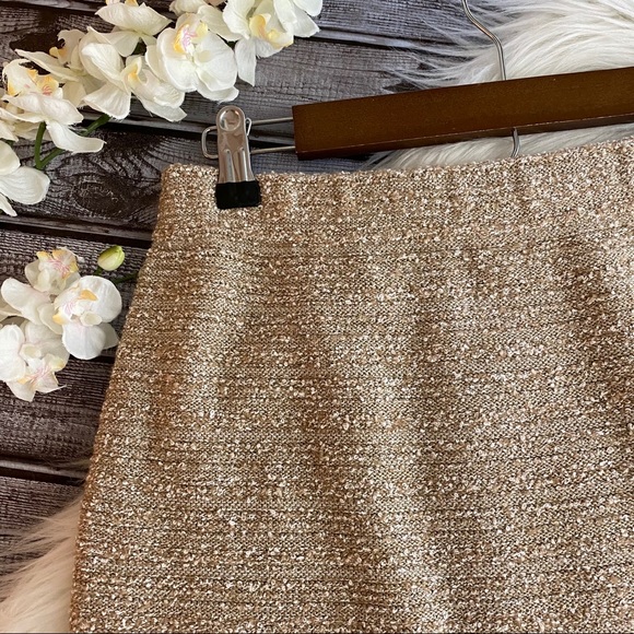 St. John Collection Skirt Gold Cream Boucle, 8 - Picture 3 of 8
